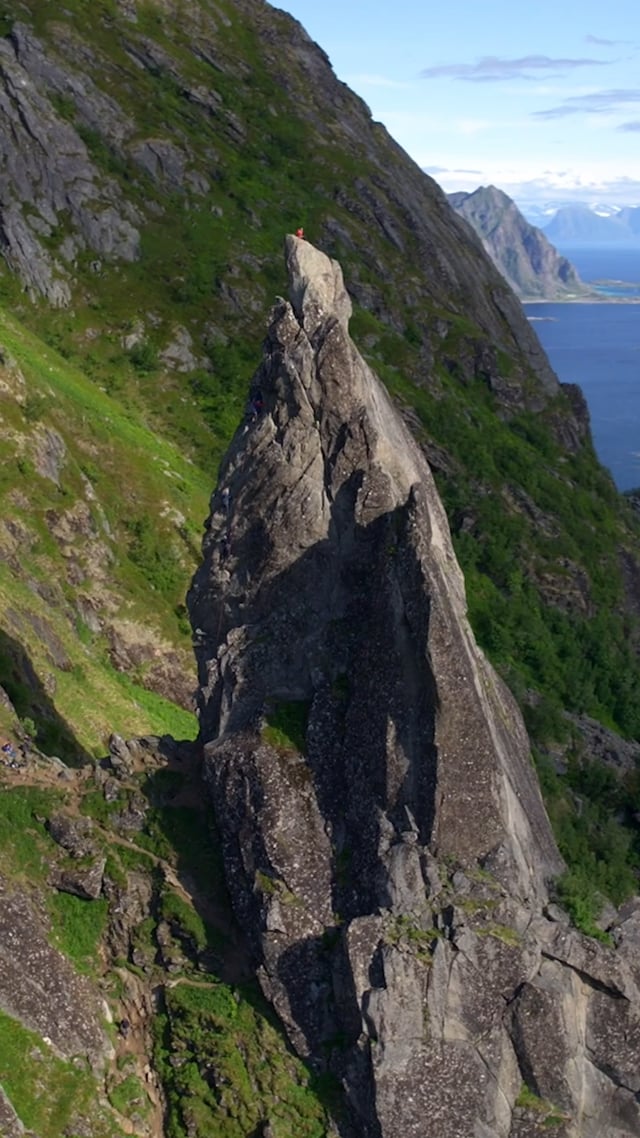 Klettern in Norwegen | Bergsteigen, Bouldern, Eisklettern, Abseilen und  andere Kletterabenteuer