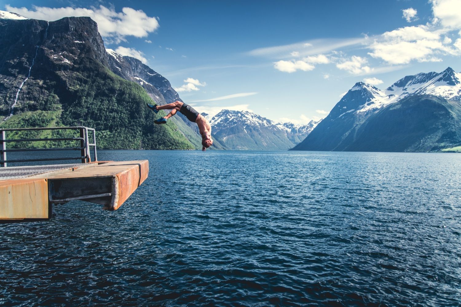 Hjørundfjorden, et av Norges steder med færre folk og mer plass