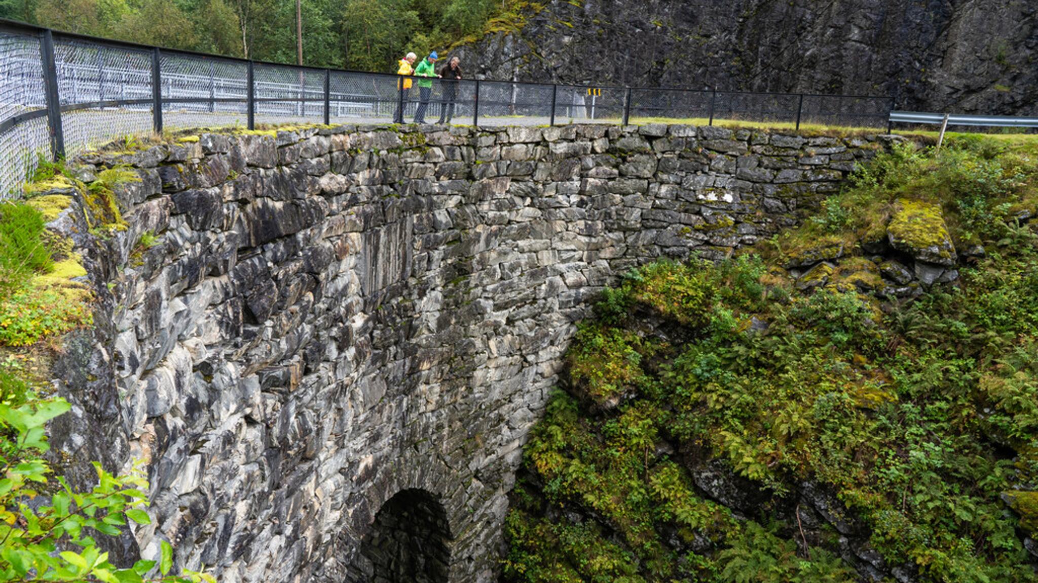 An old stone bridge.