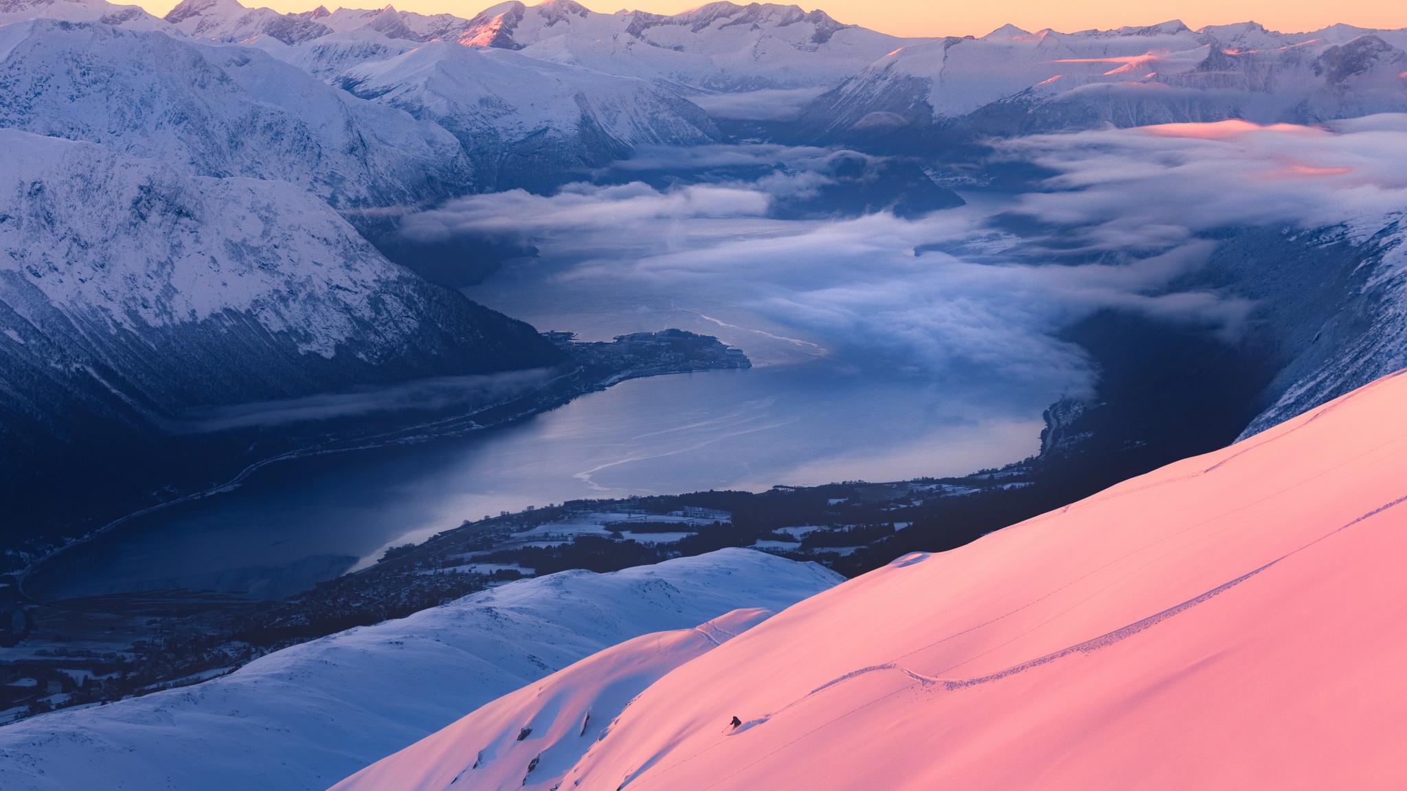 Kirketaket mountain in Åndalsnes, Norway