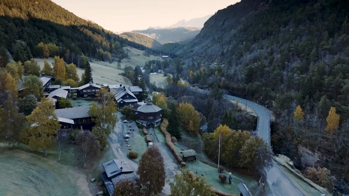 Droneshot of Elveseter hotel