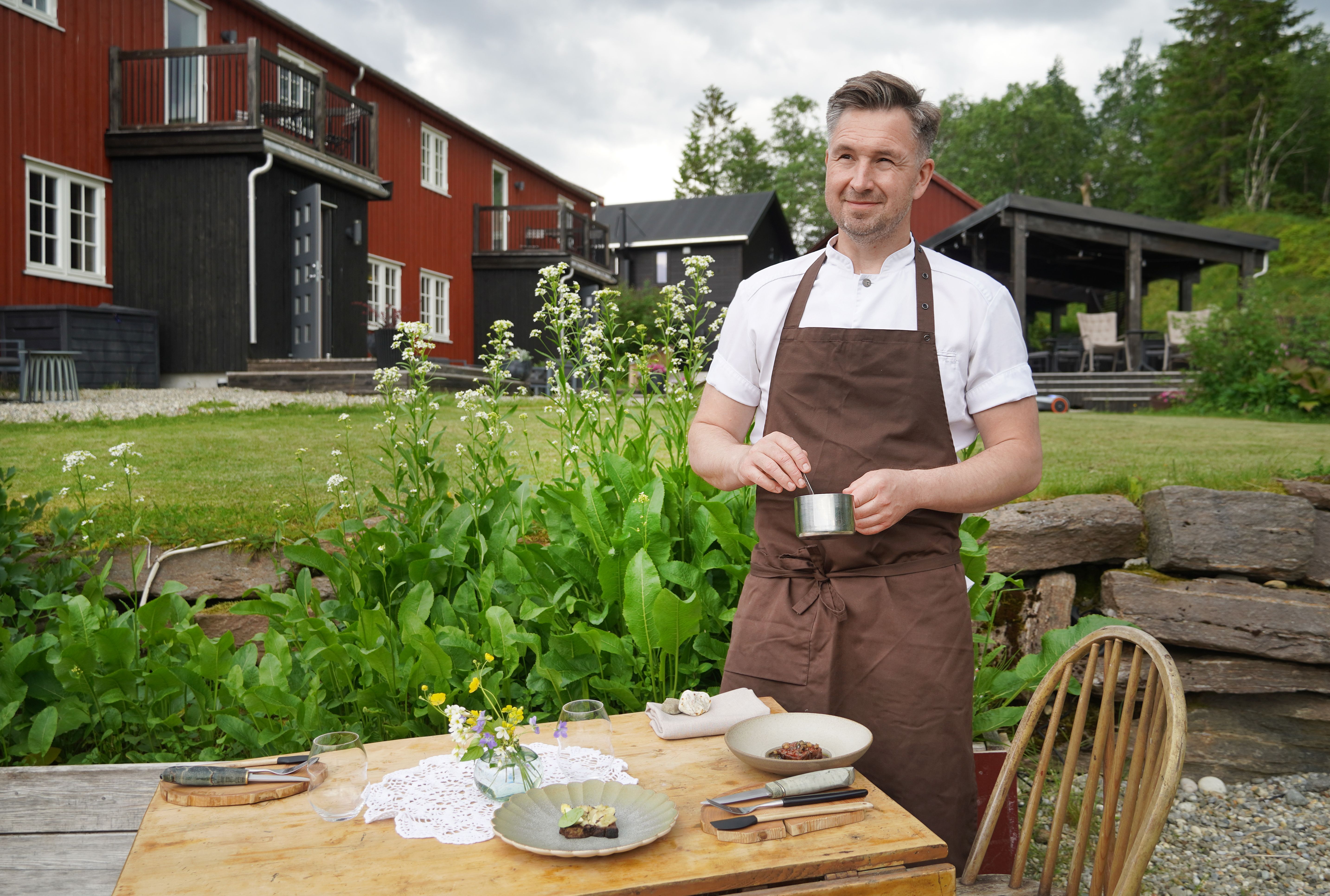 To Elise from Marius restaurant at Utskarpen in Helgeland, Northern Norway