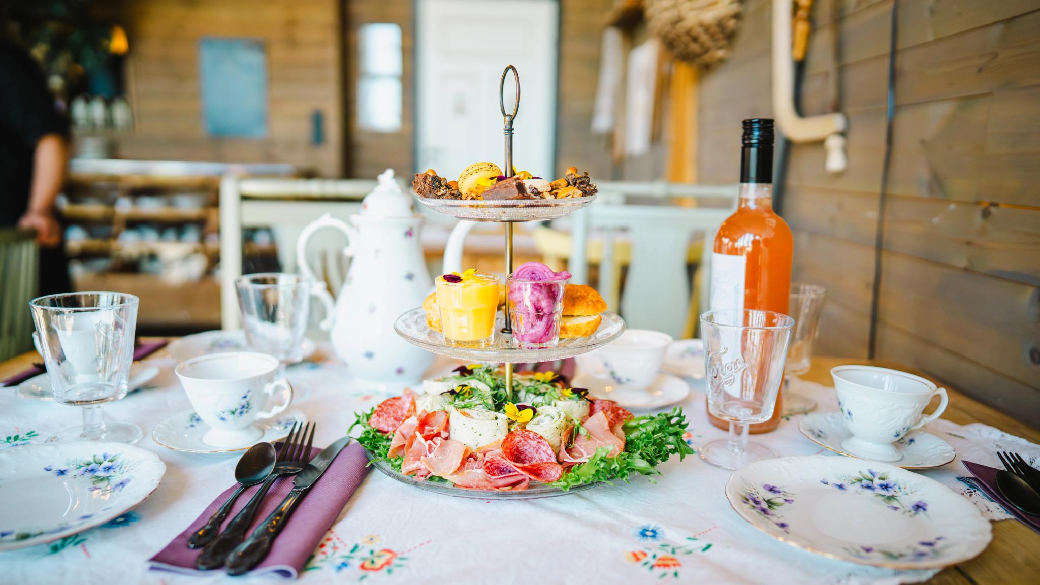 After noon tea at Lillavendel in Vestfold.