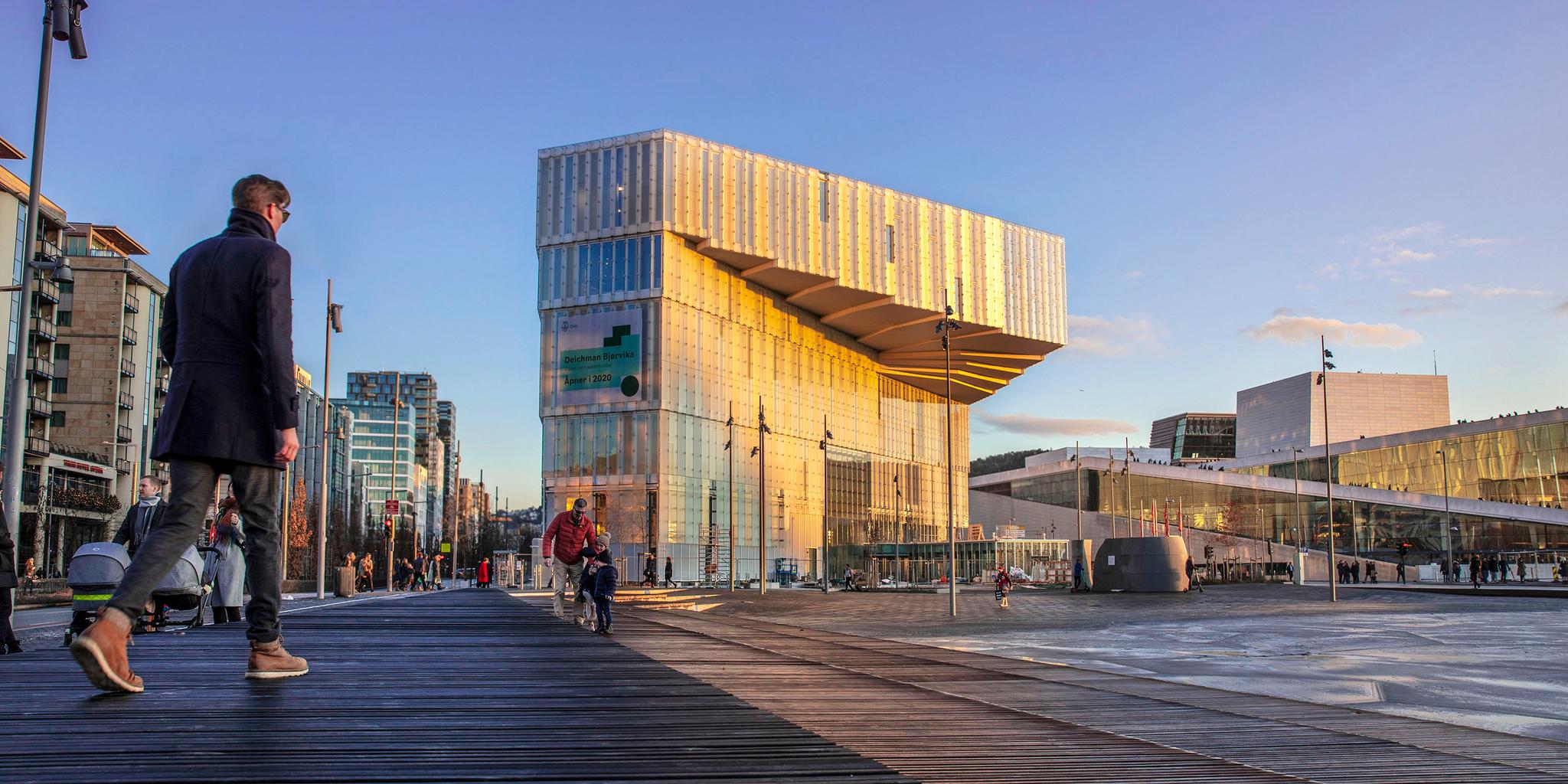 Eksteriørbilde av biblioteket Deichman Bjørvika i Oslo