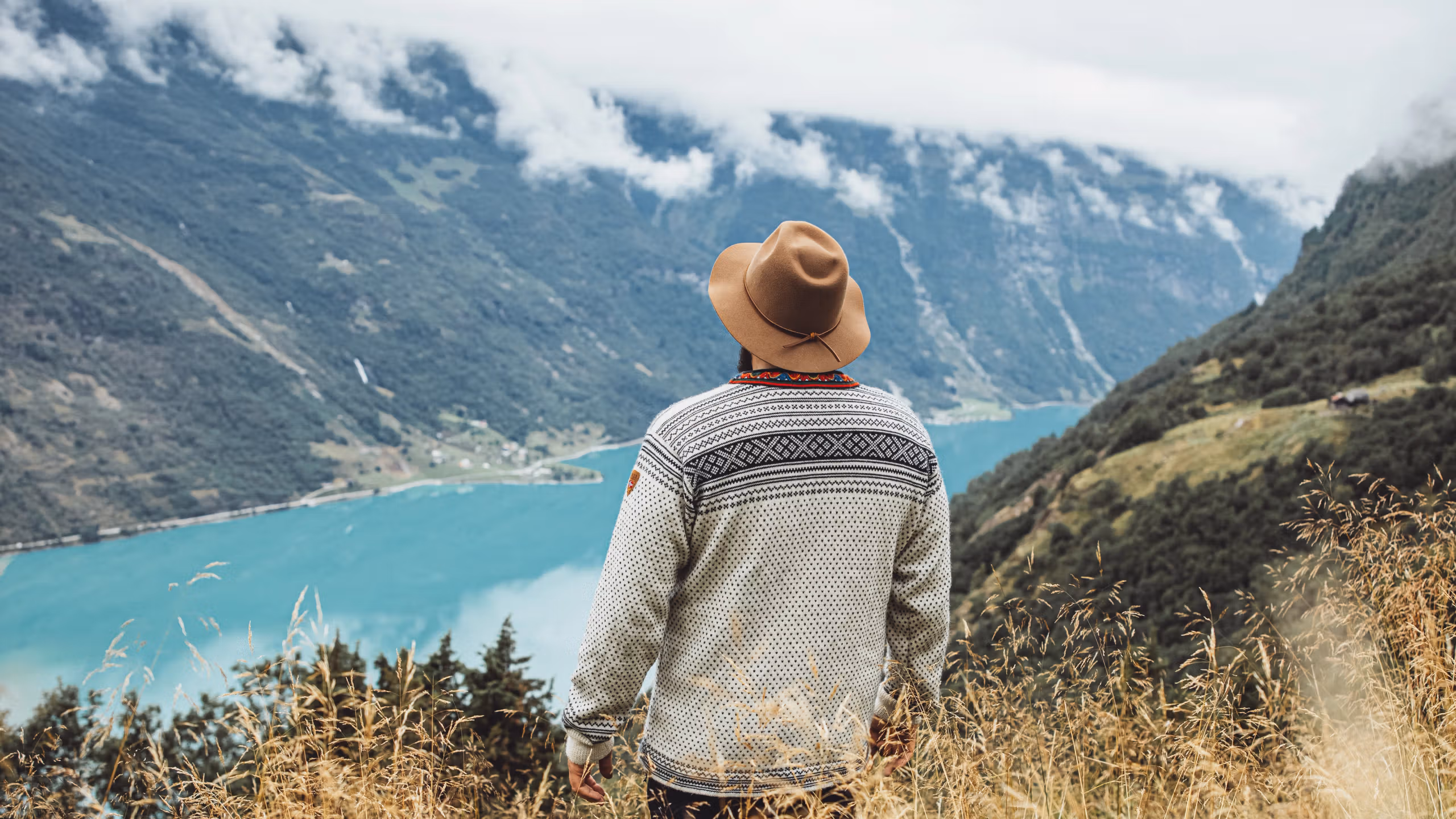 Hiking to Flatsteinbu in Nordfjord, Fjord Norway