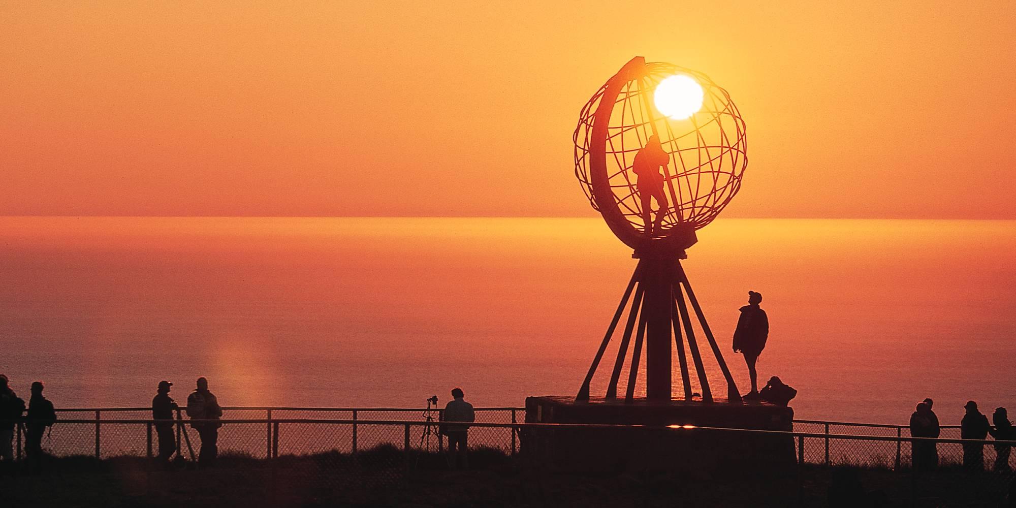 Midnattssola over Nordkapp