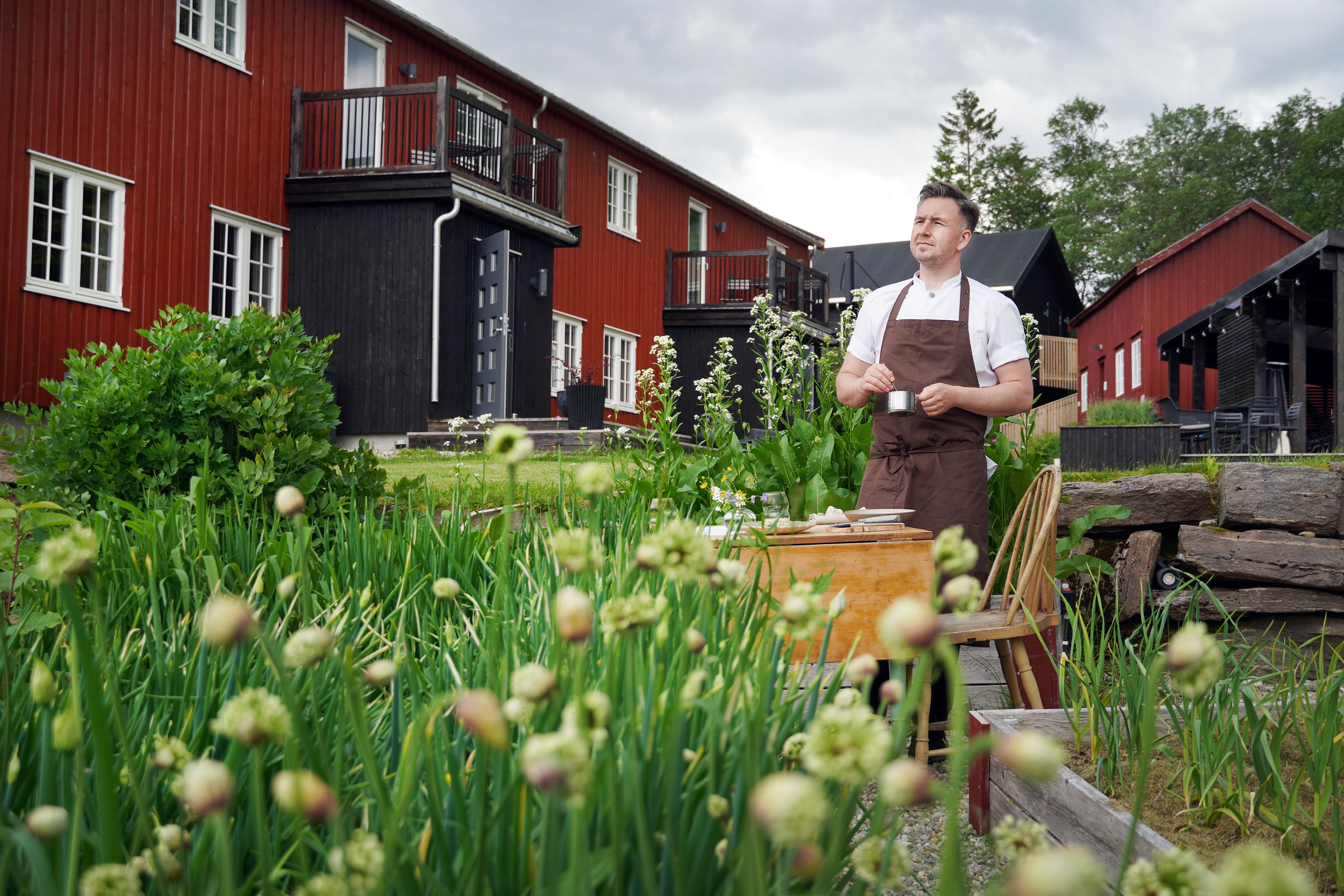 To Elise from Marius restaurant in Utskarpen, chef Marius outside the main red building