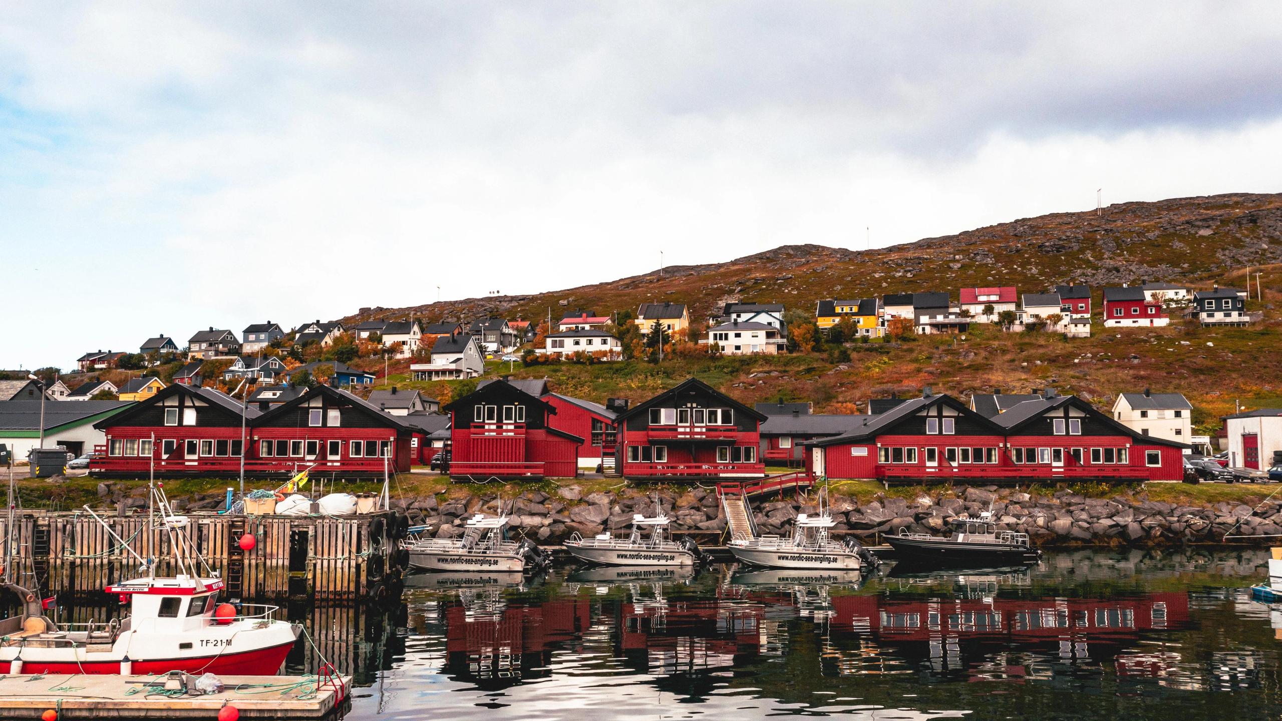 Havøysund Hotel & Rorbuer by the sea