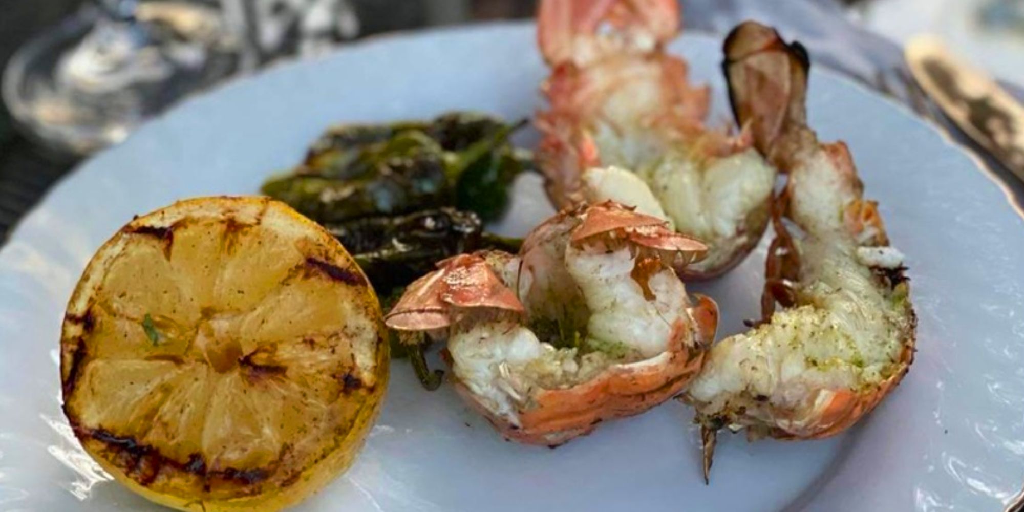 Gratinert sjøkreps med grillet sitron og stekt gjær