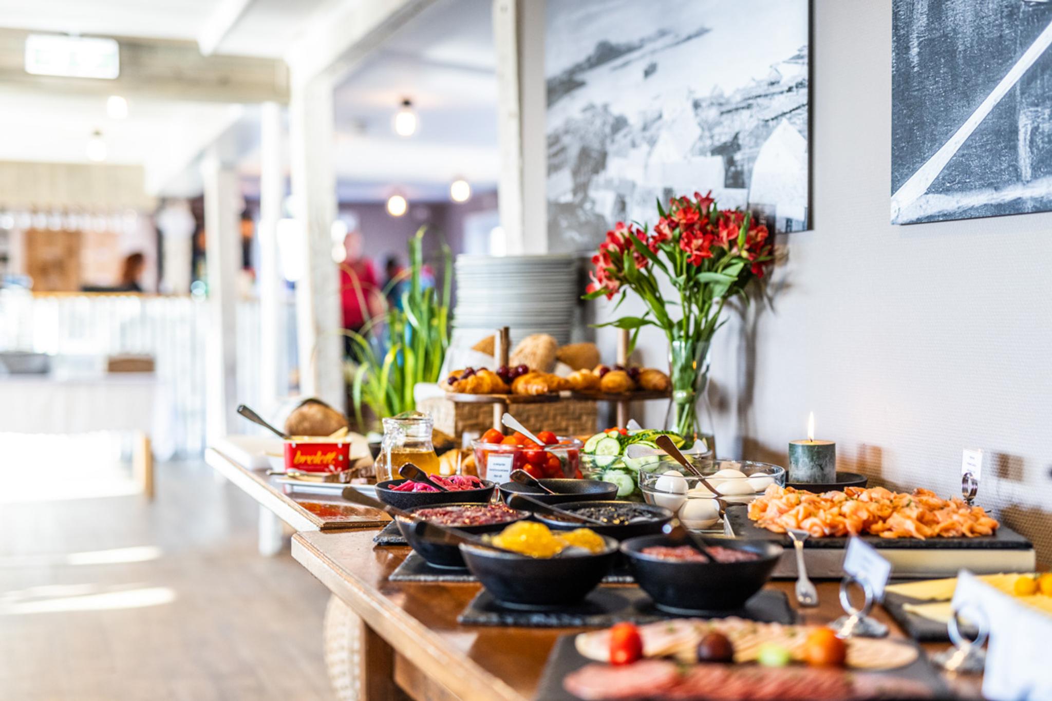 Breakfast buffet at Å rorbuer.