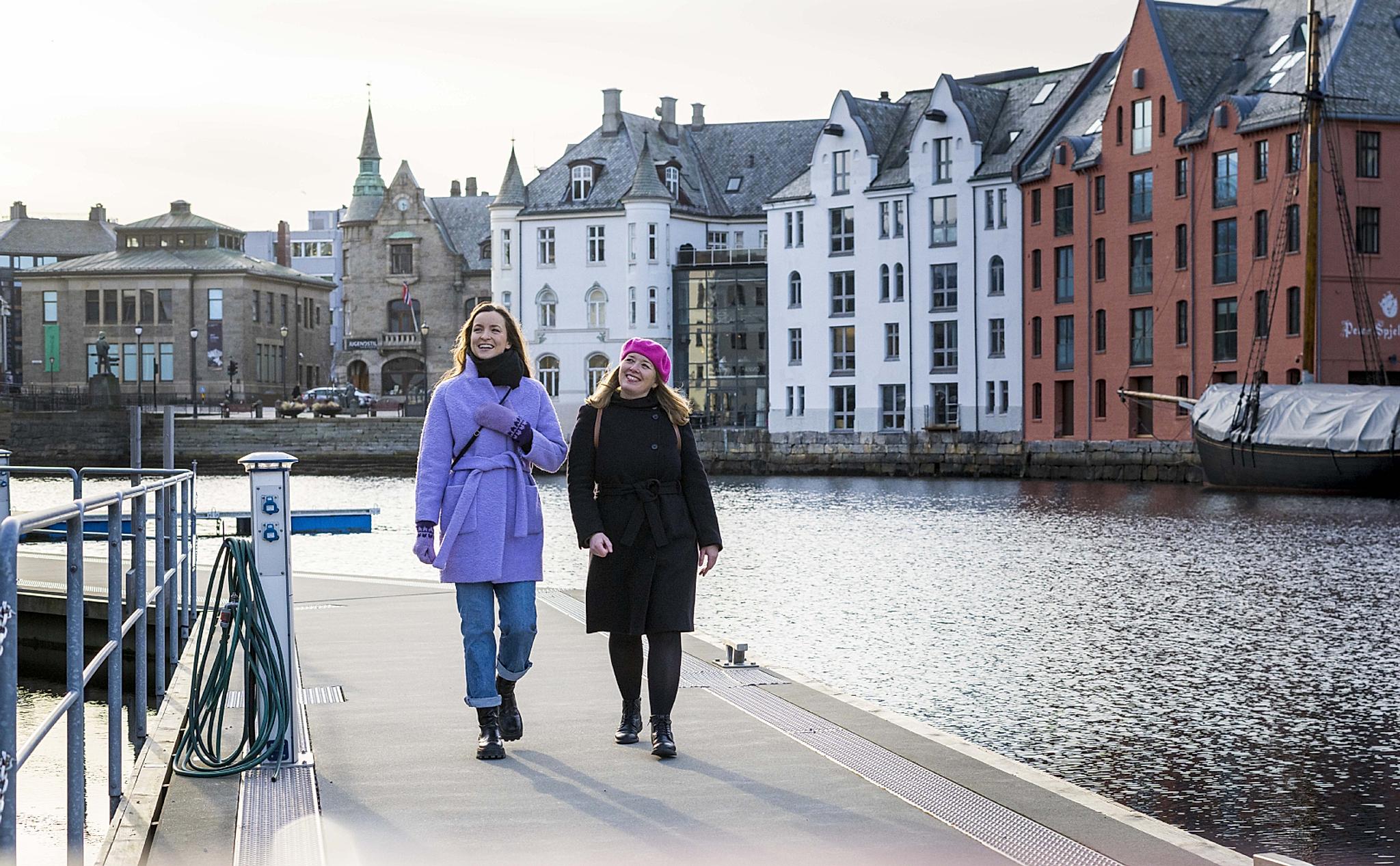 The Brosundet strait, in the art noveau city Ålesund