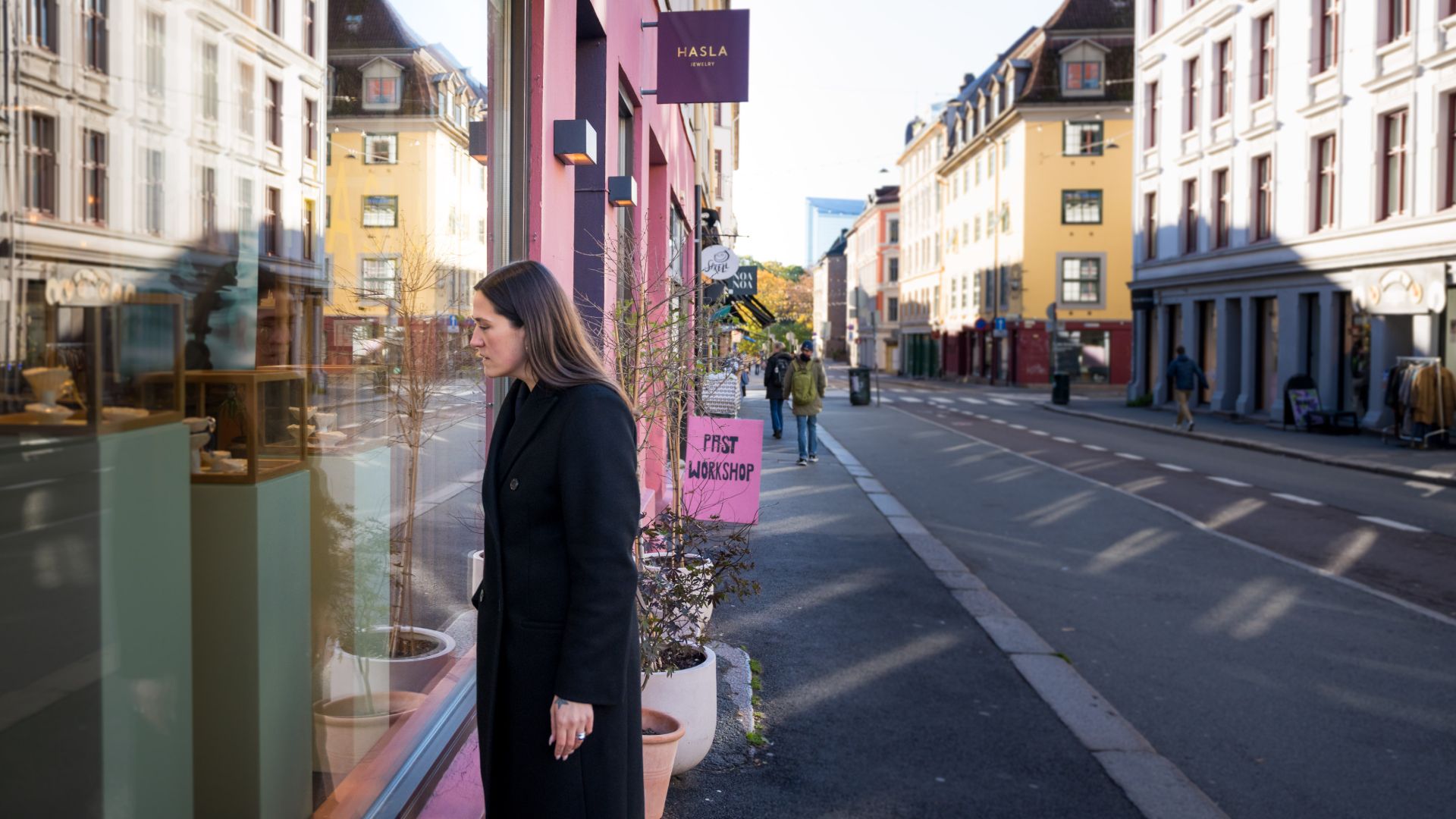 Ida Elise Eide Einarsdottir, shopping at Grünerløkka