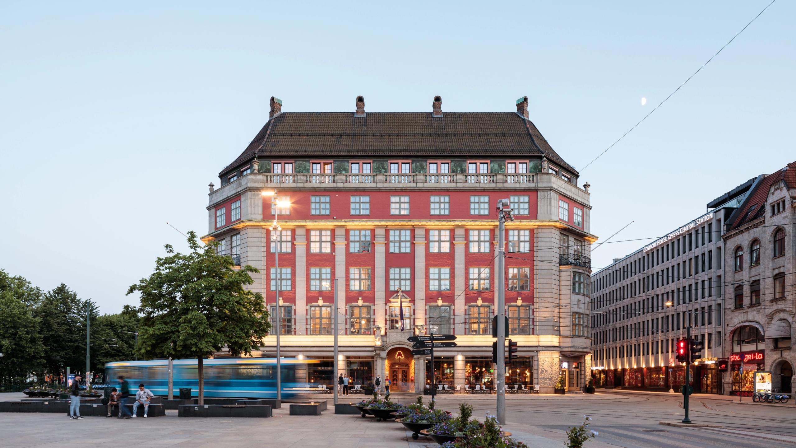 Amerikalinjen at Jernbanetorget in Oslo