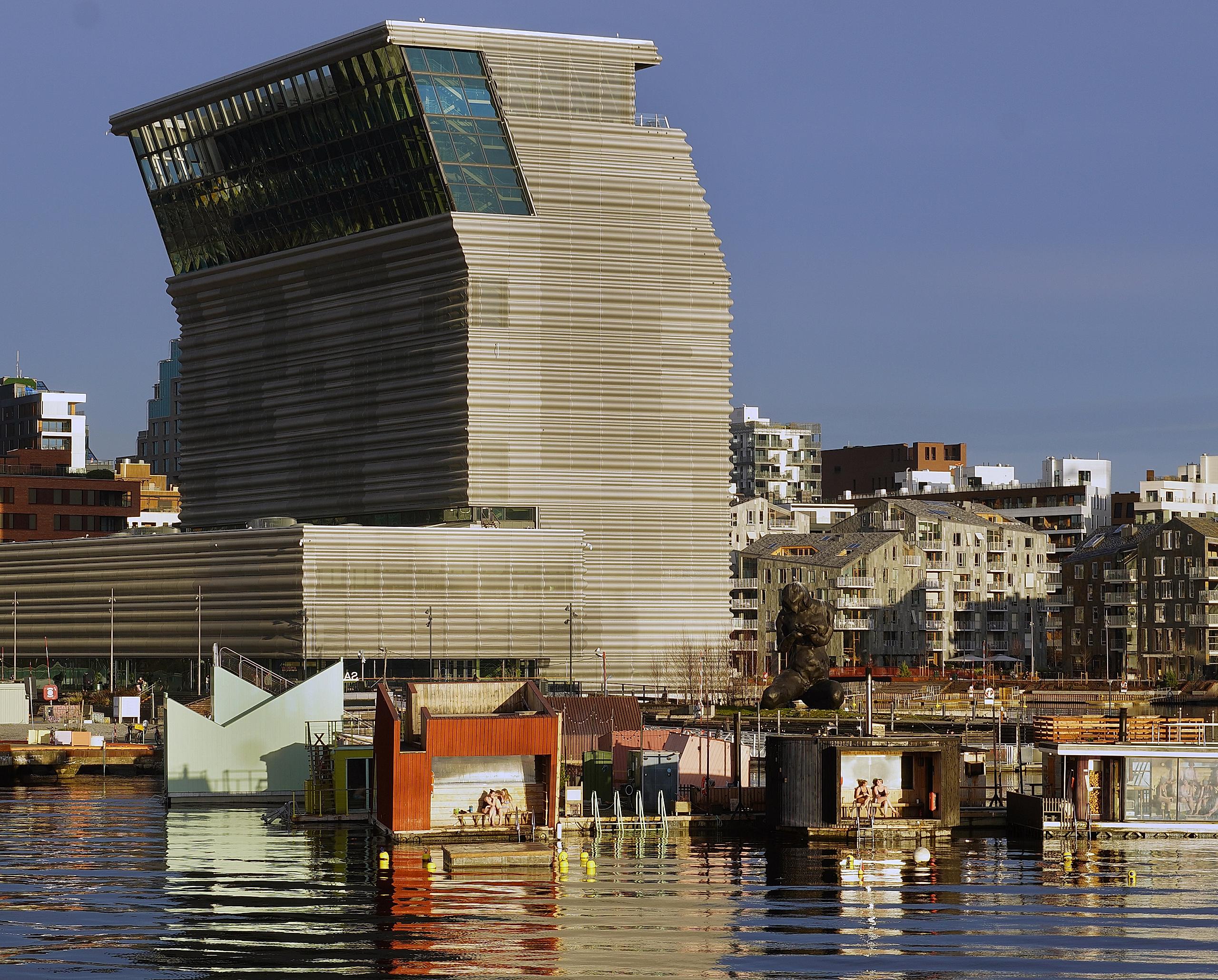 Fjord sauna village in Bjørvika in Oslo