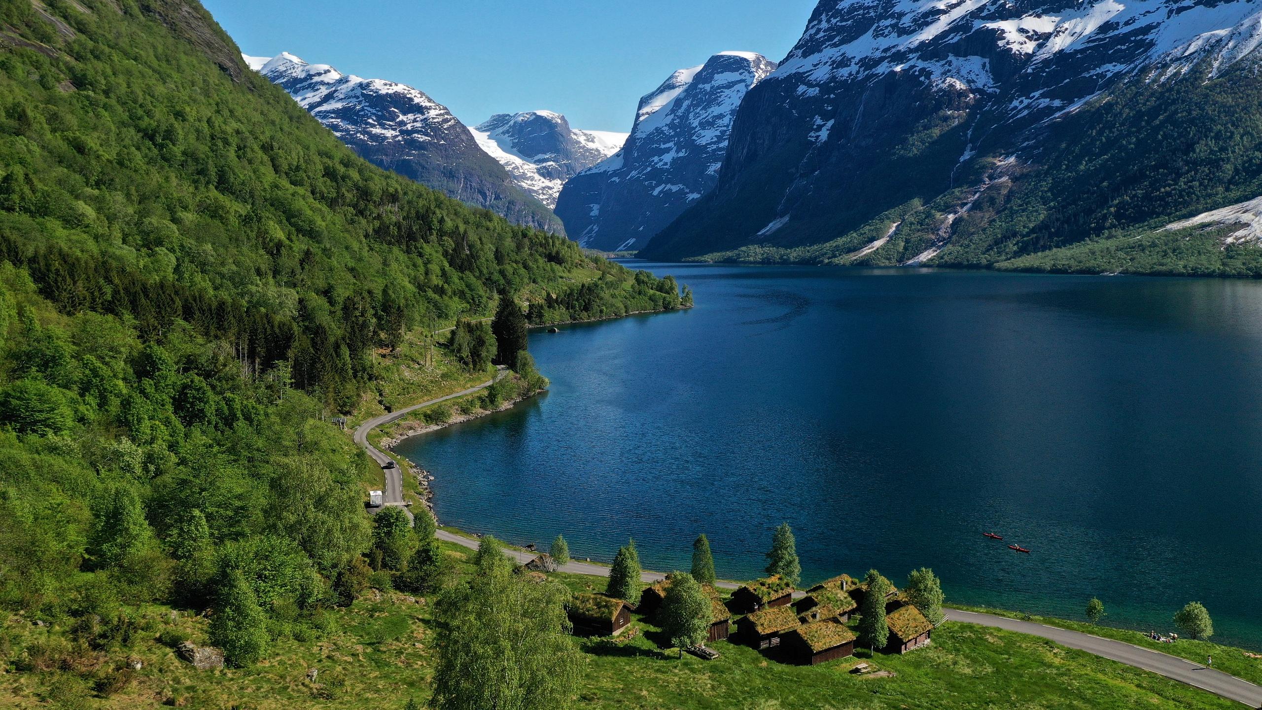 Breng seter ved Lovatnet på Vestlandet i Norge.