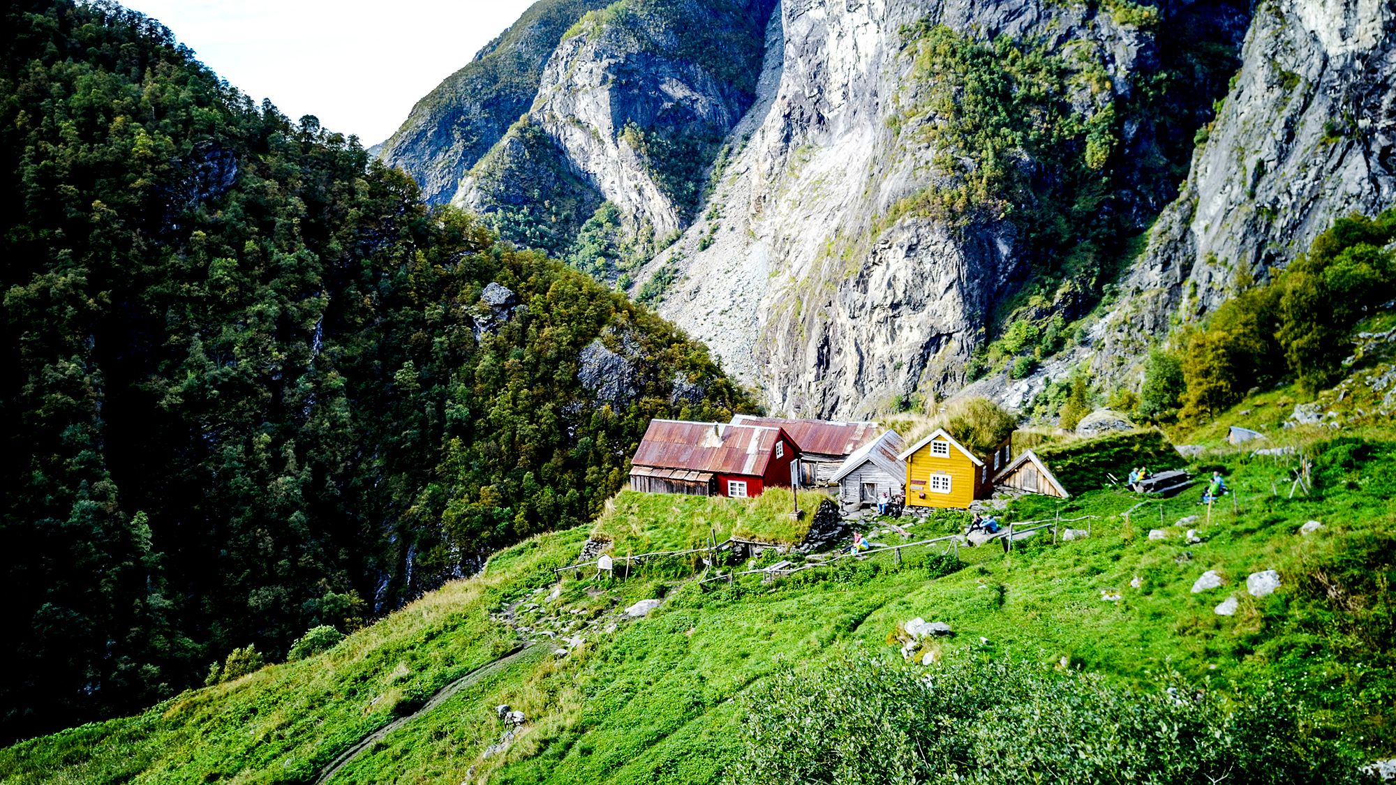 En fjällgård i Aurlandsdalen i Fjord Norge