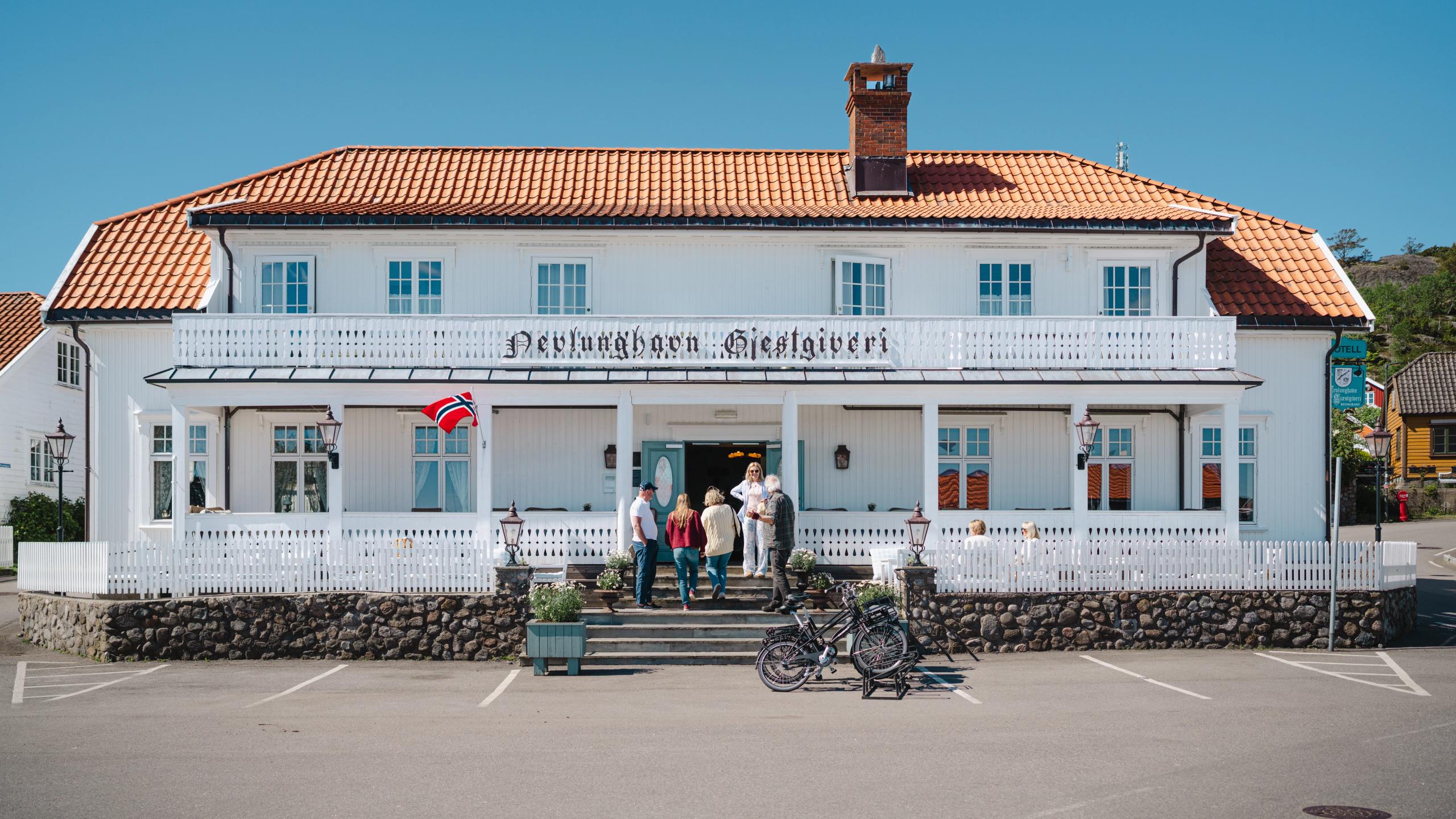 A hotel right by the coast.