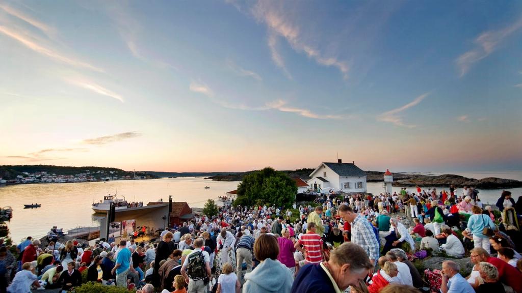Risør | Trehus, idyllisk skjærgård og Trebåtfestivalen