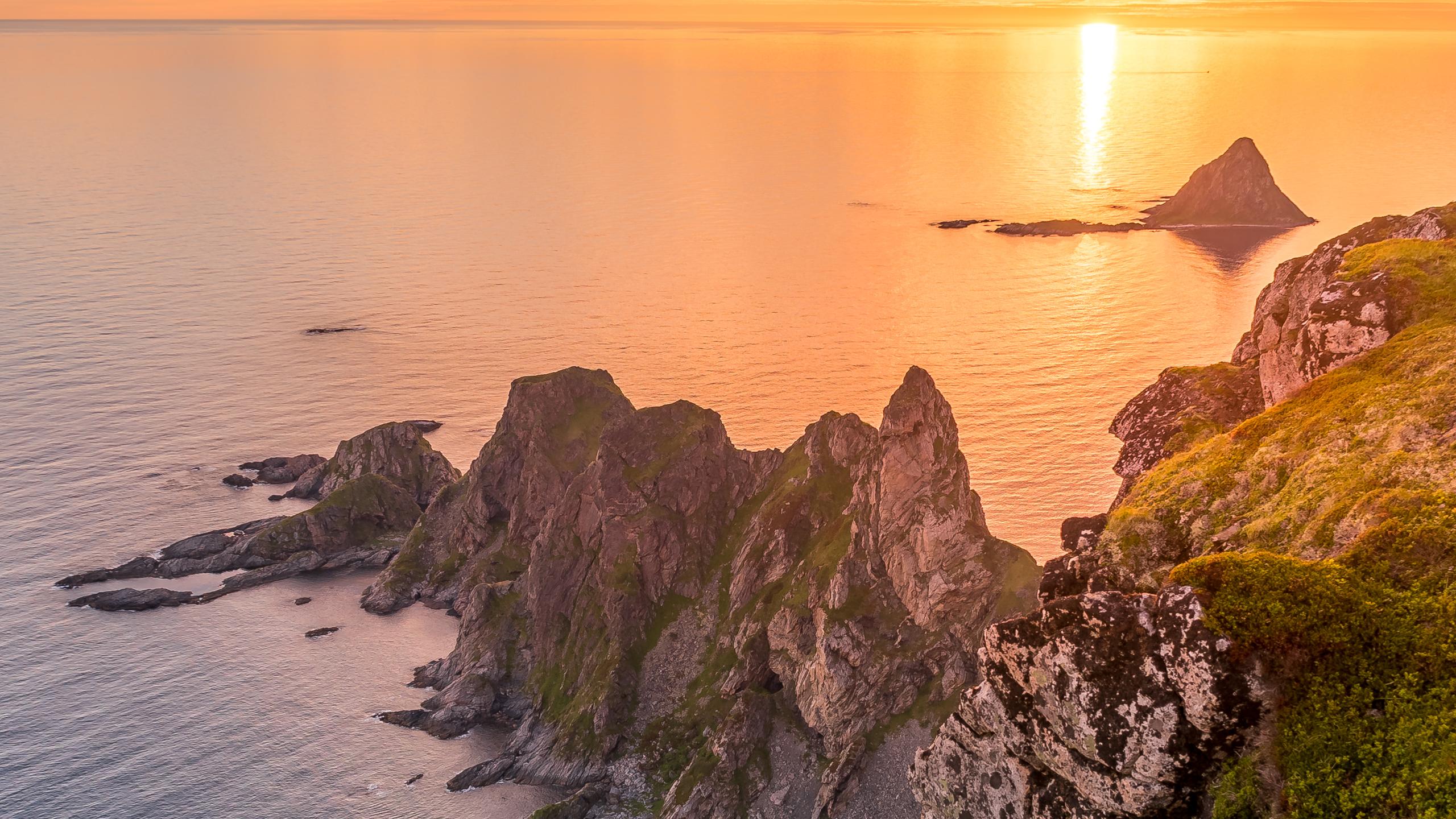 Midnattsol fra Måtinden på Andøya i Vesterålen