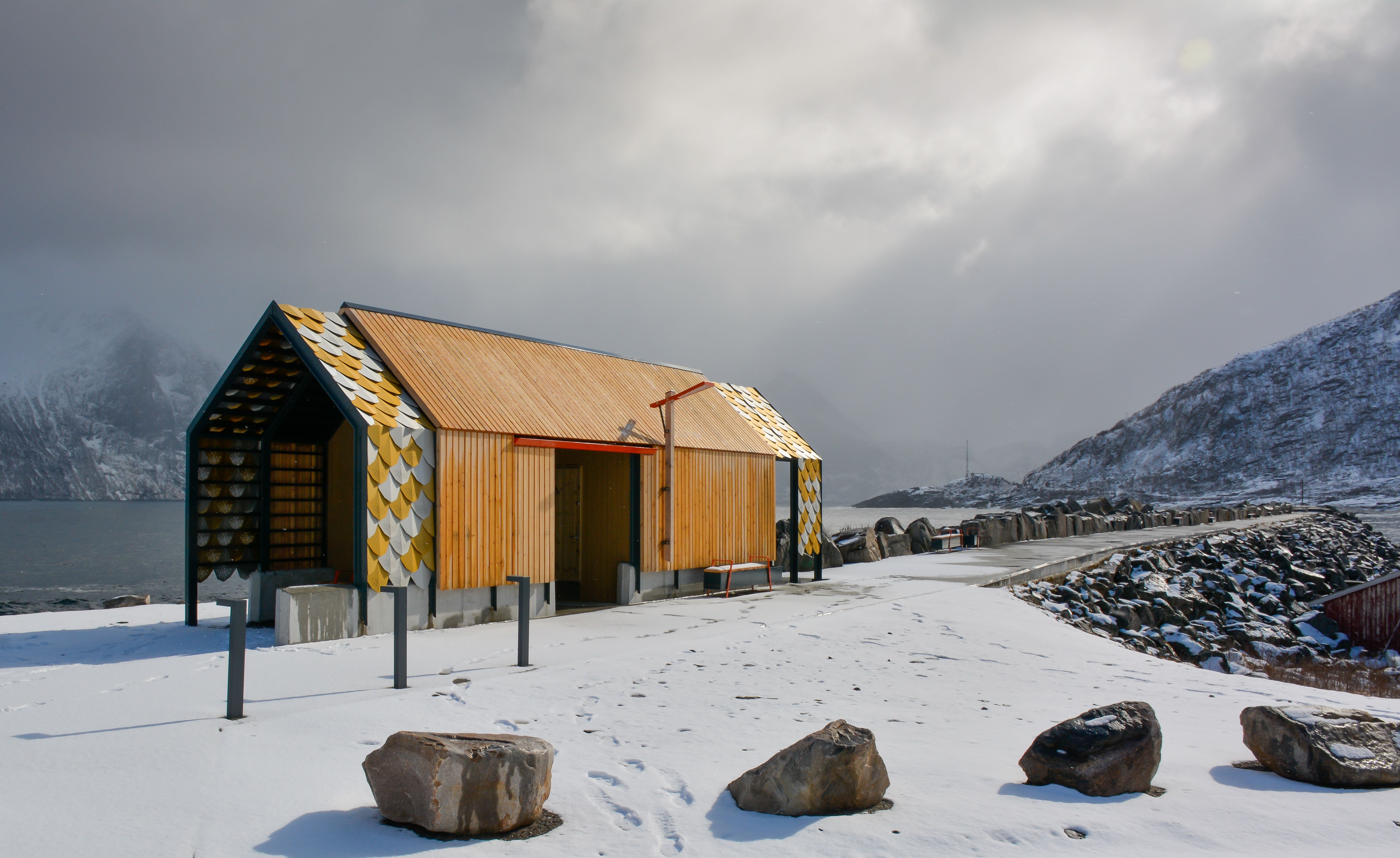 Mefjordvær rest stop during winter