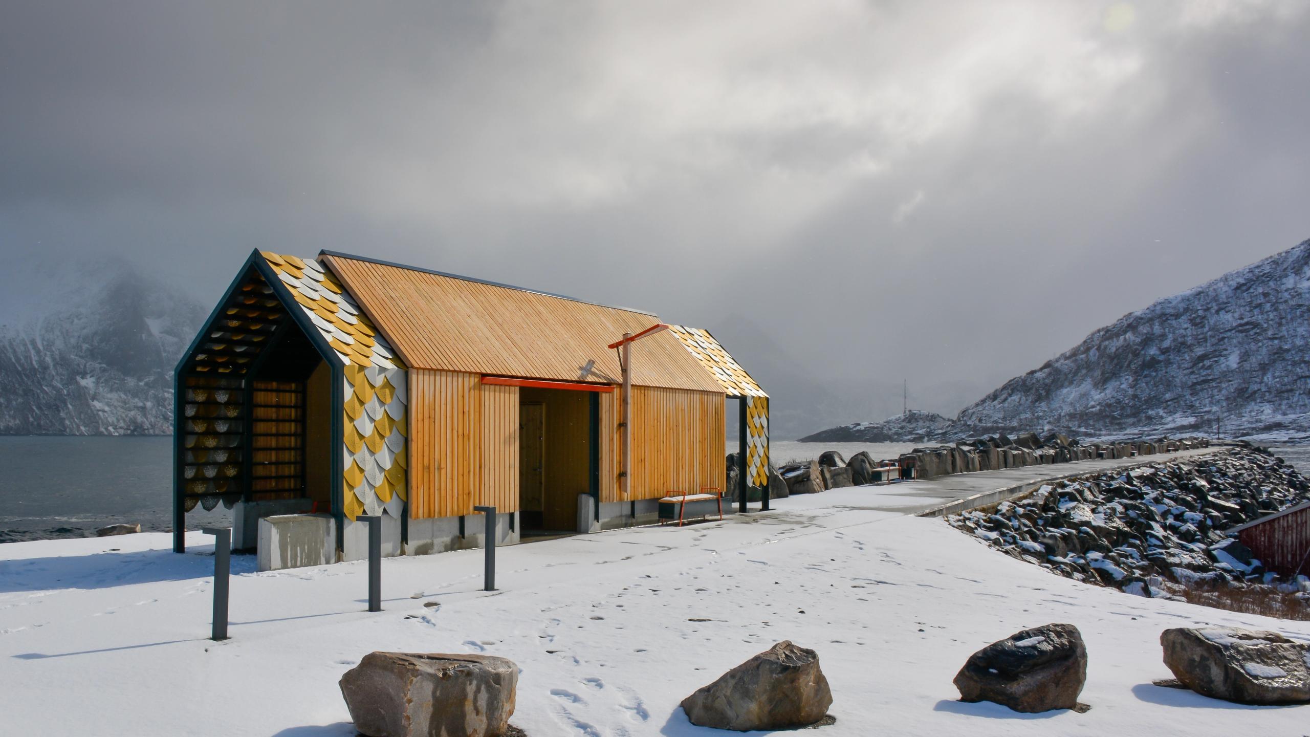 Mefjordvær rest stop during winter