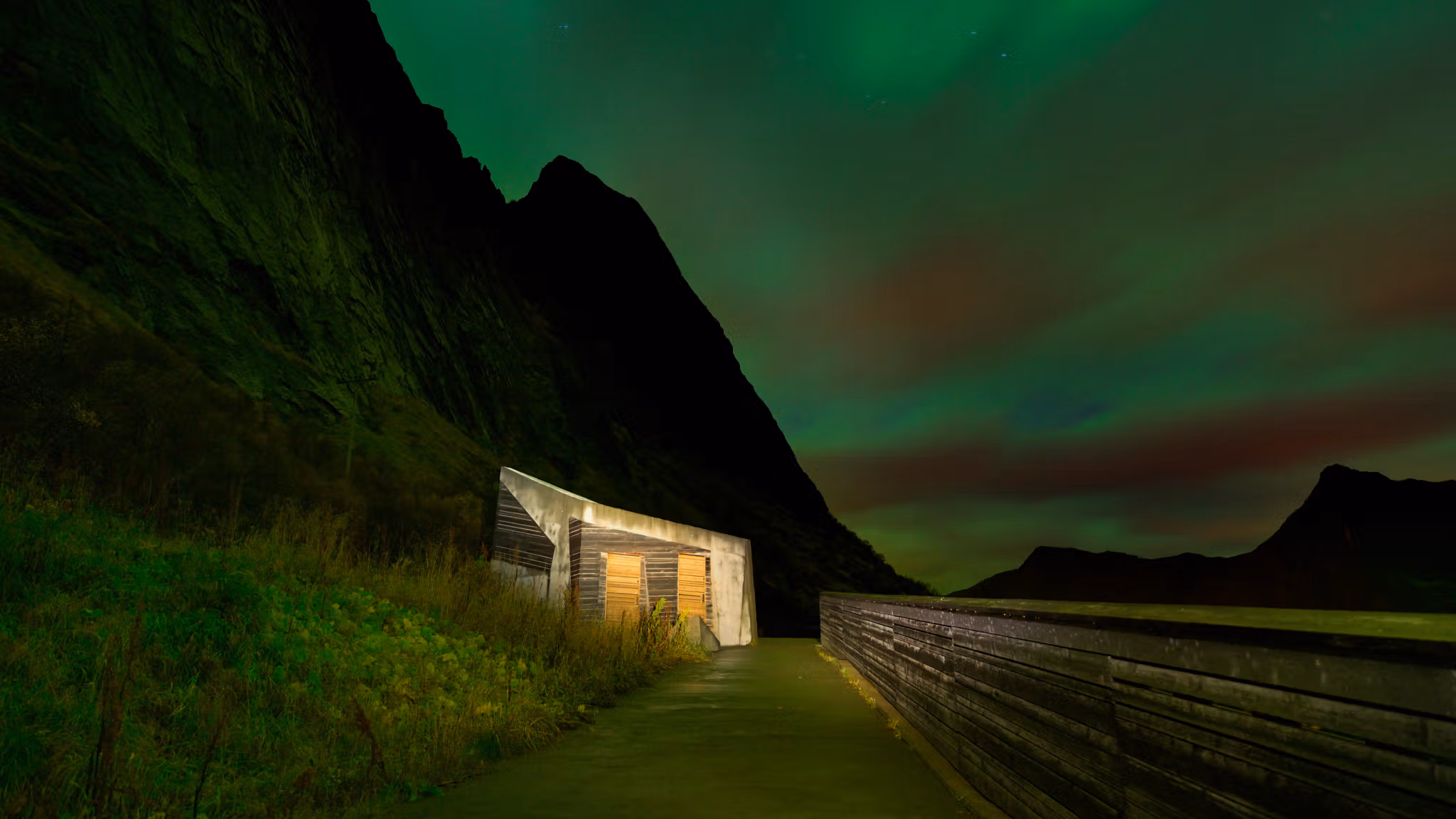 Tungeneset rasteplass ved Nasjonal turistveg Senja i Nord-Norge