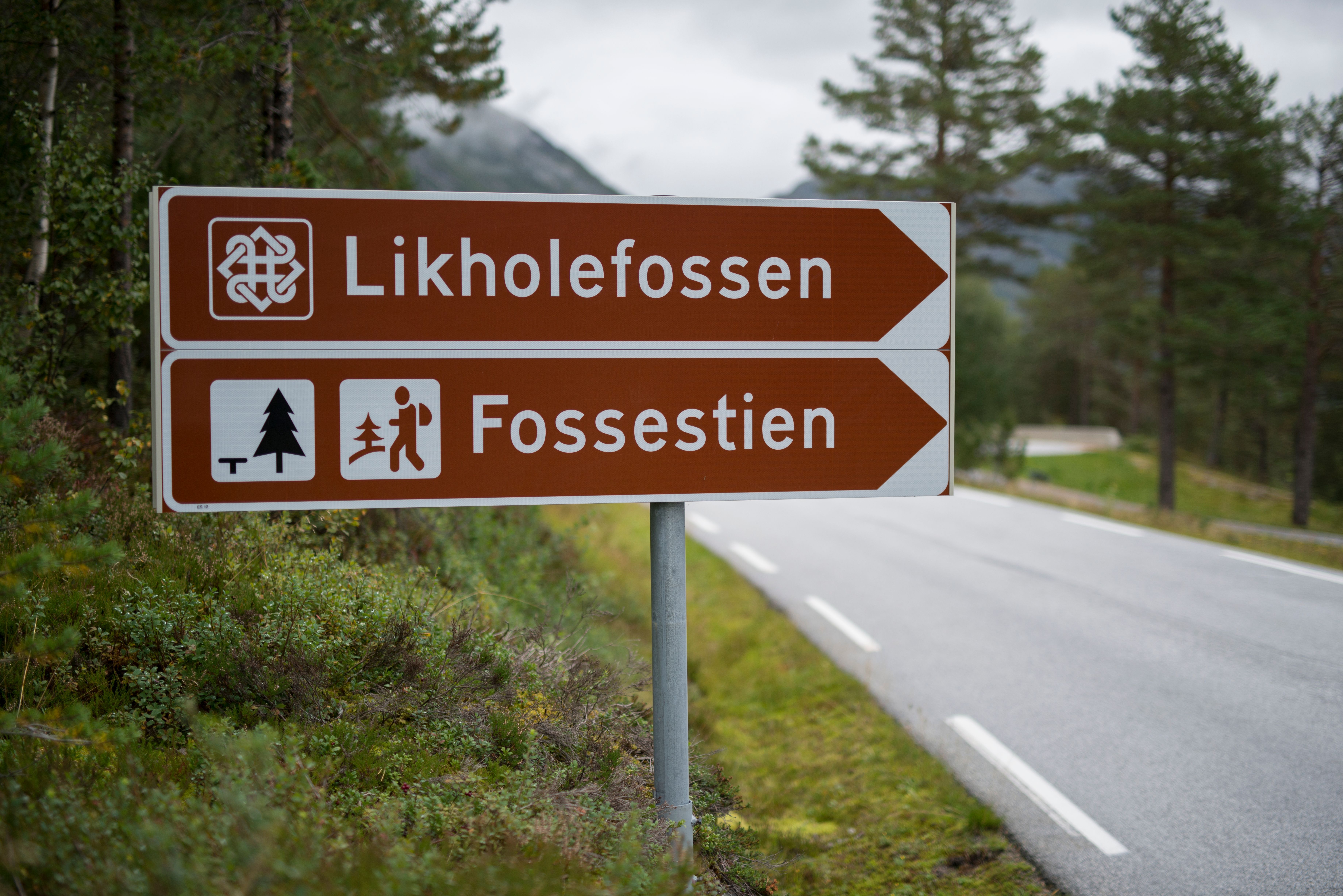 Likholefossen roadsign