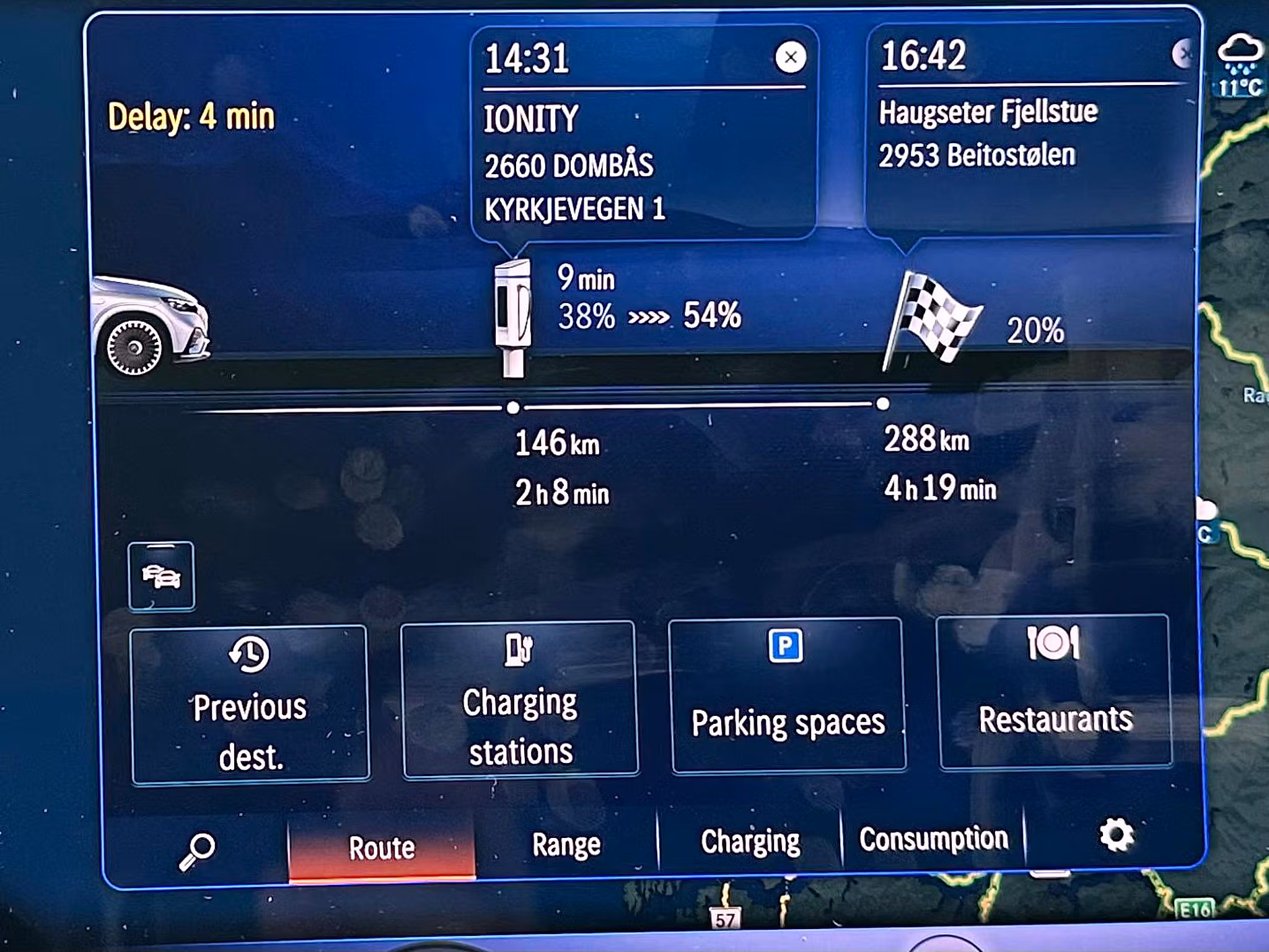 Elbil dashboard som viser ladestasjoner
