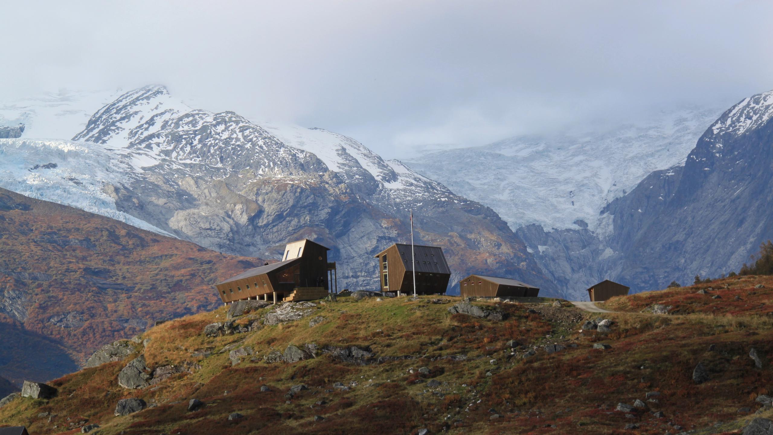 Tungestølen, Luster