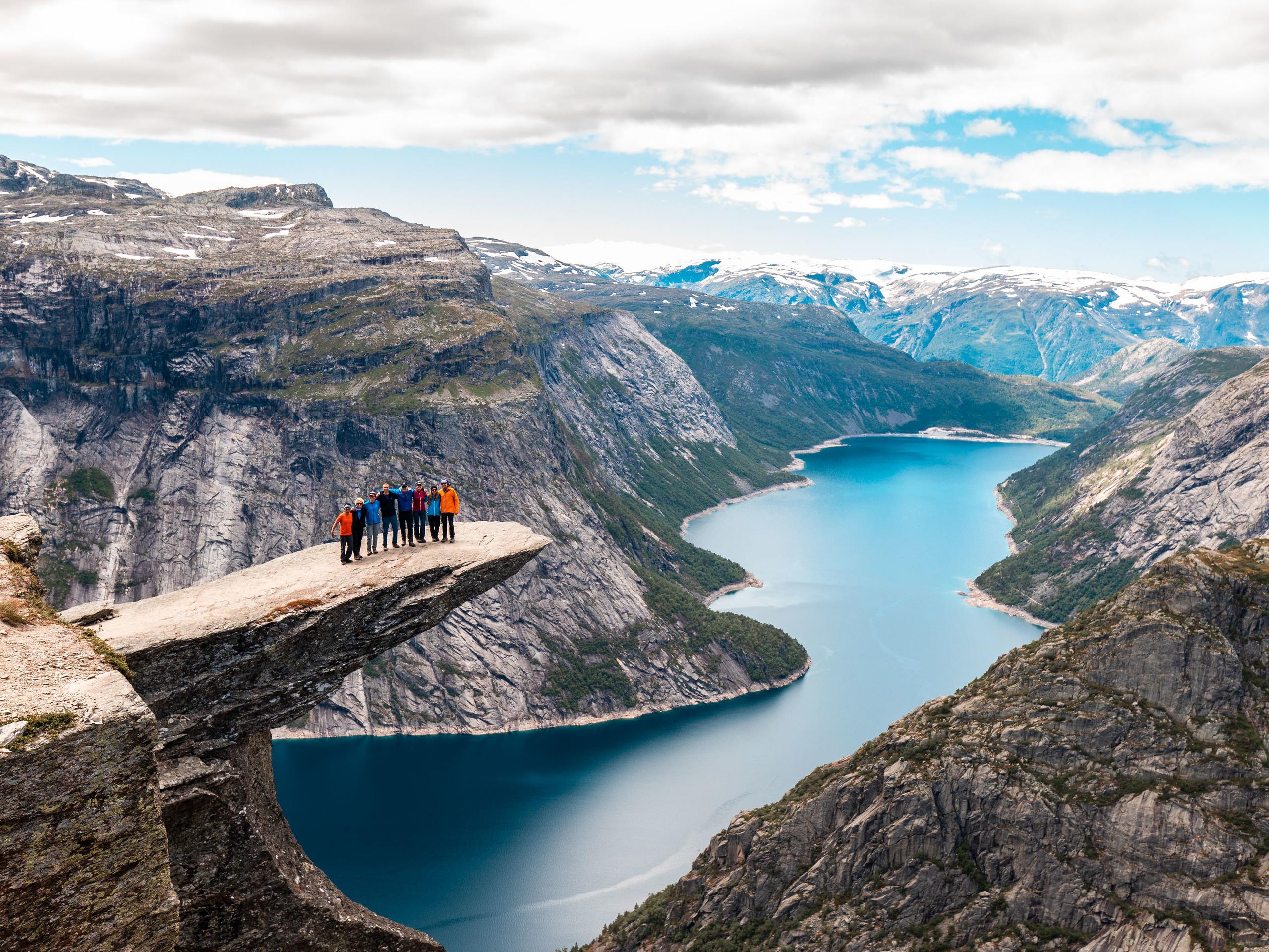Trolltunga Preikestolen