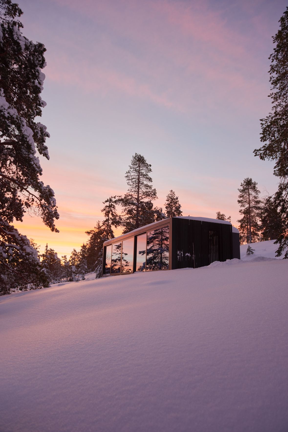 Omgi cabin